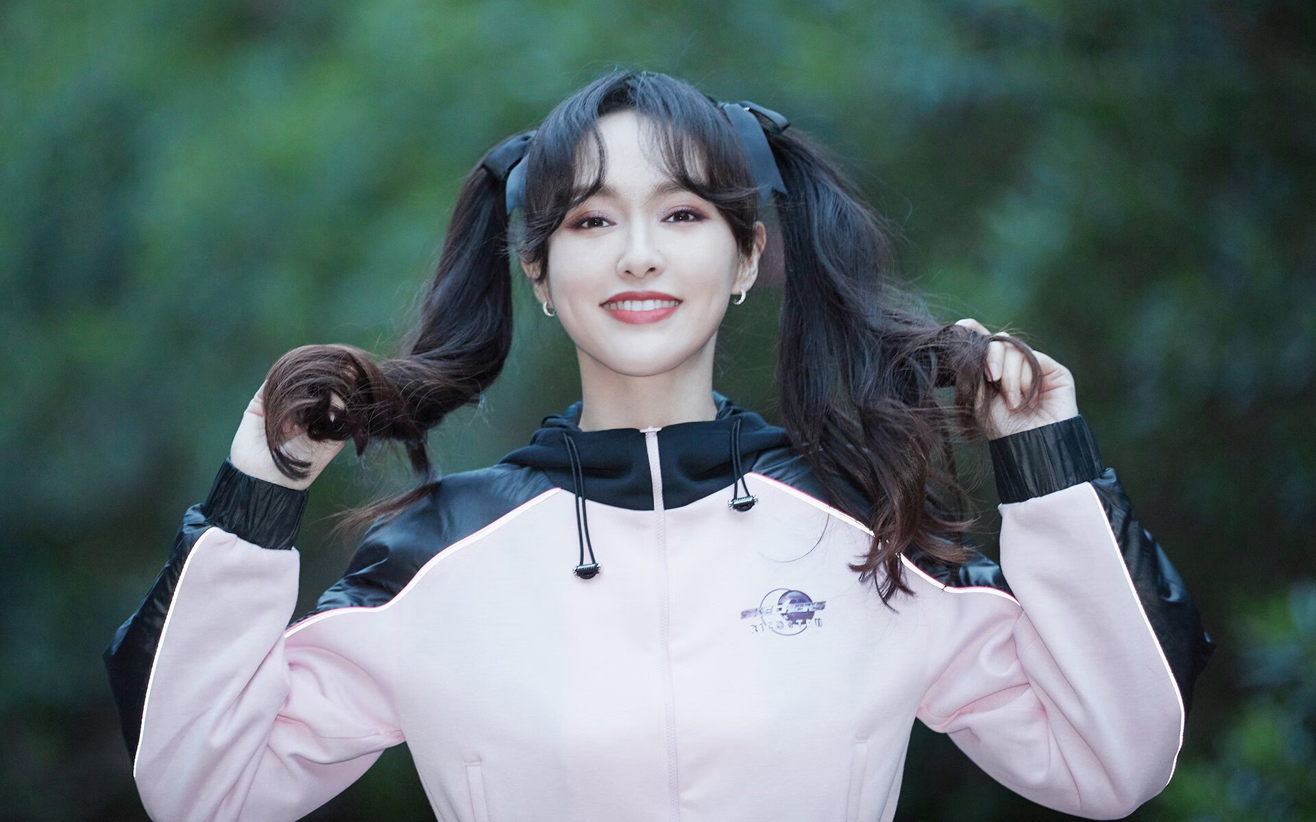 张雨霏亮相广告大片展现青春活力,张雨霏霸气回应